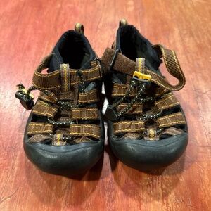 Kids Brown and Black Sandals